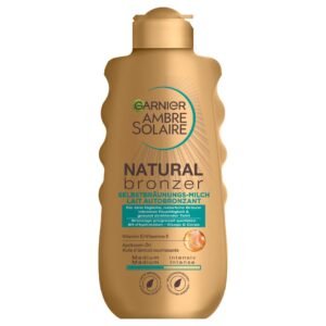 Garnier Selbstbräunungsmilch, Bronzer Lotion für eine natürliche und fleckenfreie Bräune, Ambre Solaire Natural Bronzer Milch, 1 x 200 ml